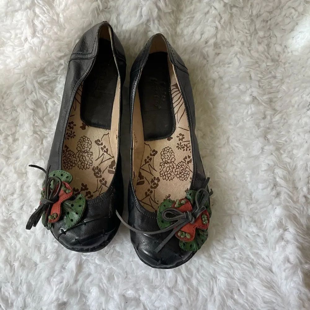 Spring Step Event leather black slip on with floral leather accent EUR 40